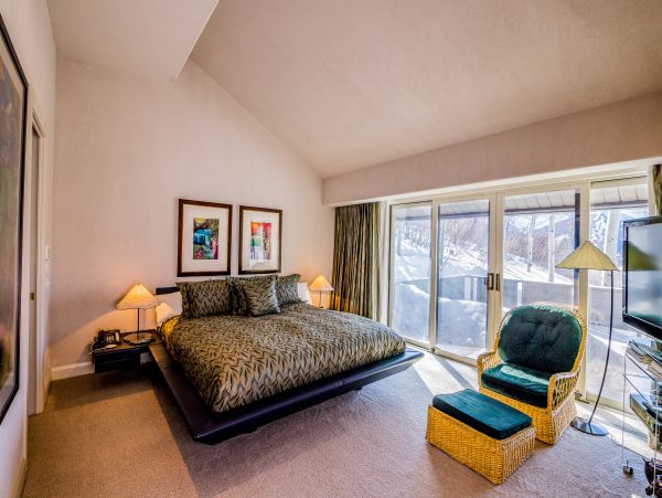 Aspen Home 1010484