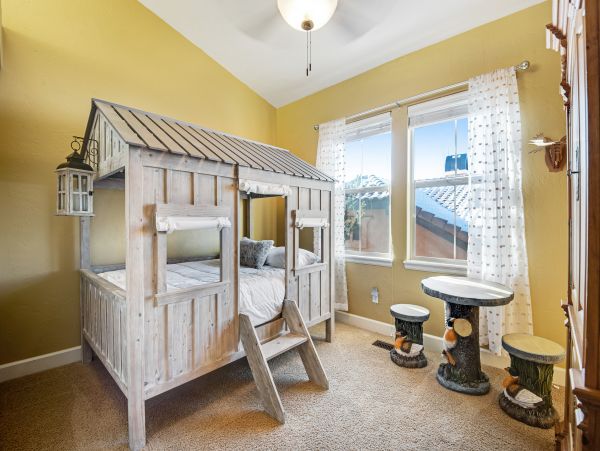 Aspen Home 1010485