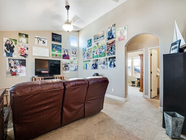 Aspen Home 1010485