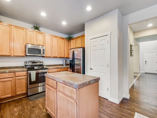 Aspen Home 1010486