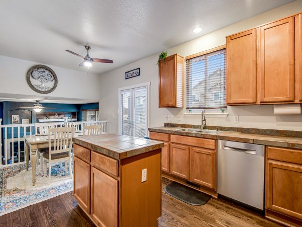 Aspen Home 1010486