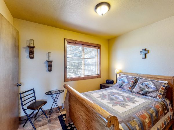 Aspen Home 1010488