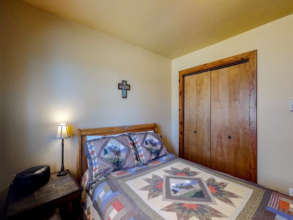 Aspen Home 1010488