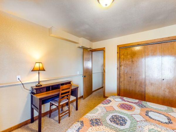 Aspen Home 1010488