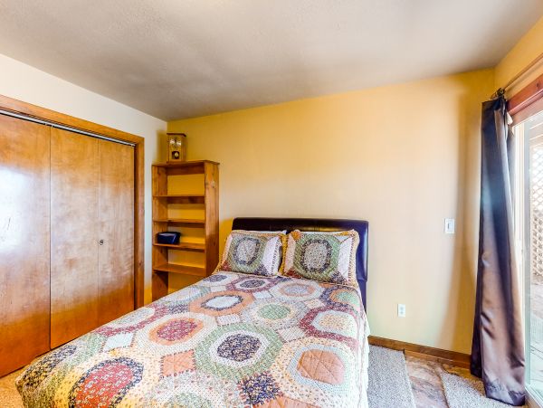 Aspen Home 1010488