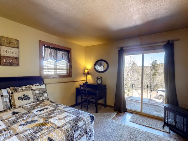 Aspen Home 1010488