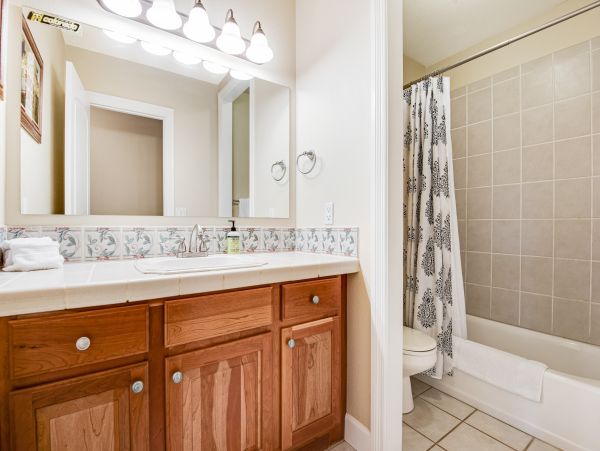 Aspen Home 1010489