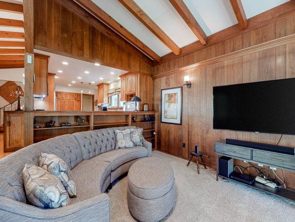 Aspen Home 1010490