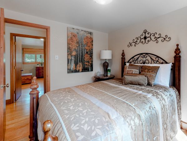 Aspen Home 1010490