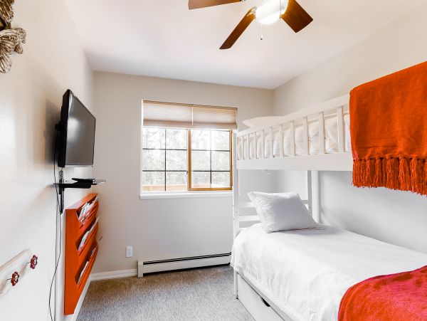 Aspen Home 1010492