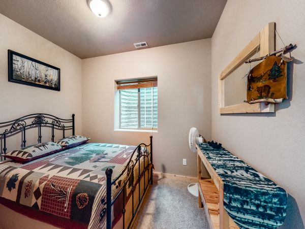 Aspen Home 1010493
