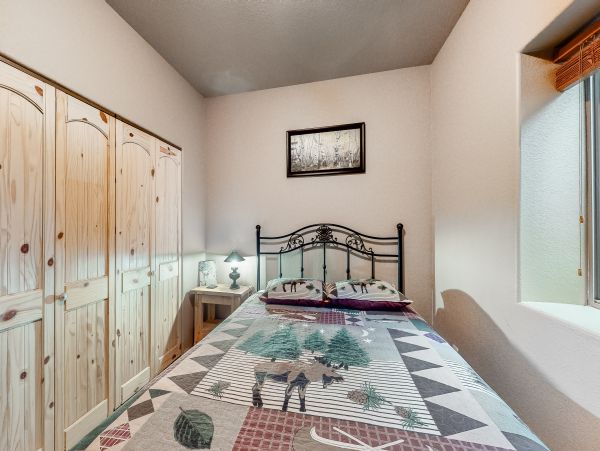 Aspen Home 1010493