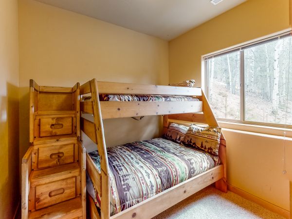 Aspen Home 1010494