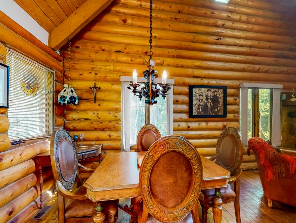 Aspen Home 1010495