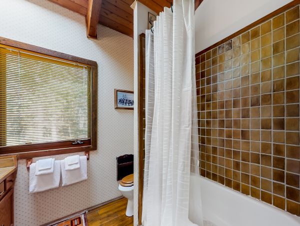 Aspen Home 1010495