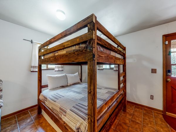 Aspen Home 1010495