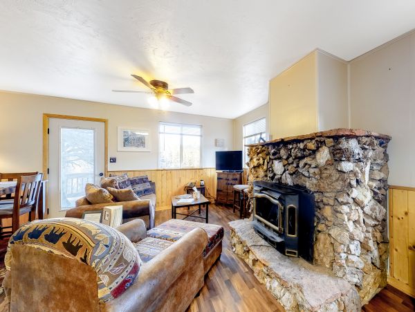 Aspen Home 1010496