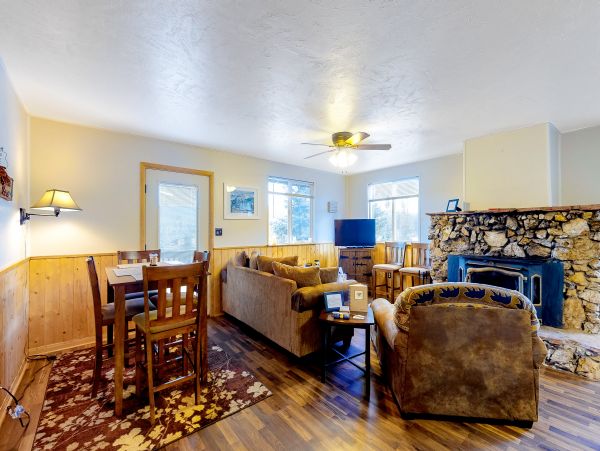 Aspen Home 1010496