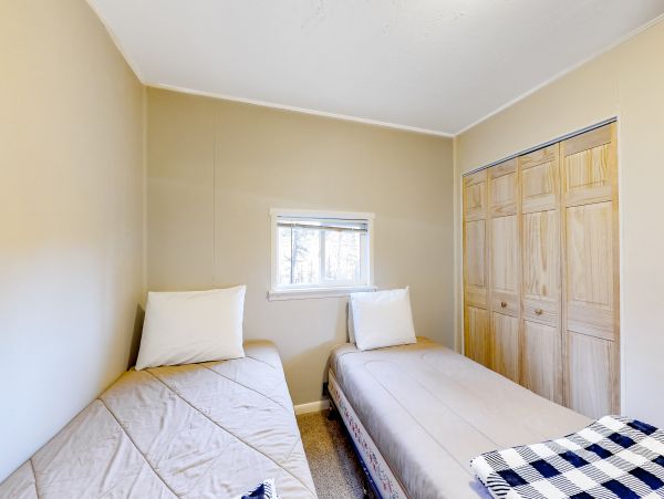 Aspen Home 1010496