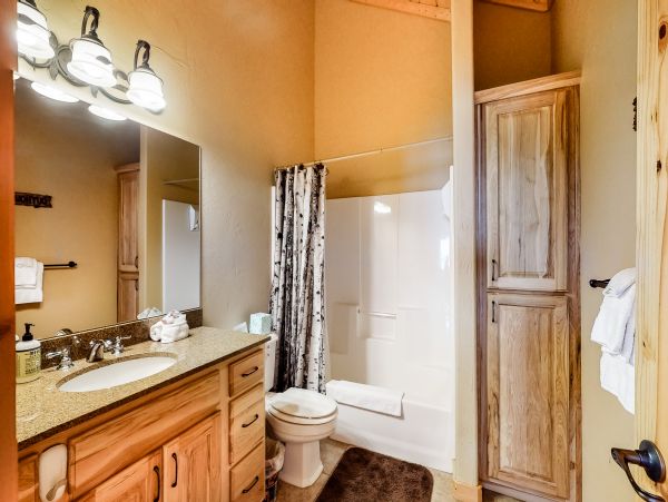 Aspen Home 1010497