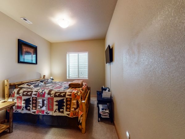 Aspen Home 1010497