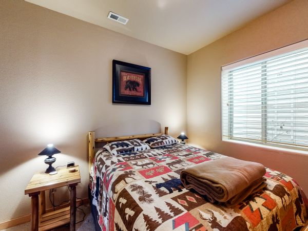 Aspen Home 1010497