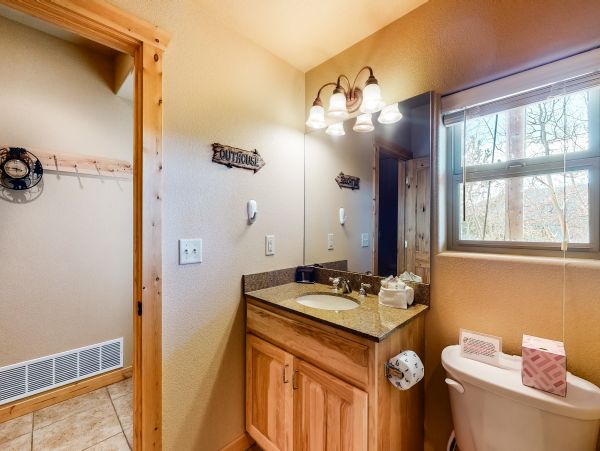 Aspen Home 1010497