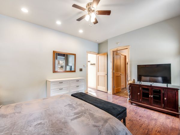 Aspen Home 1010504
