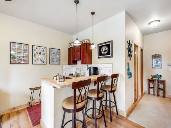 Aspen Home 1010504