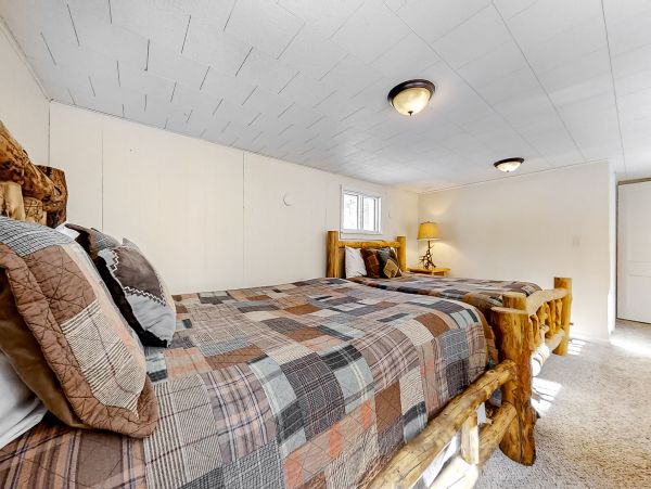Arrowhead Home 1010506