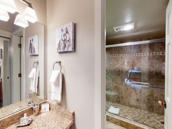 Aspen Home 1010510
