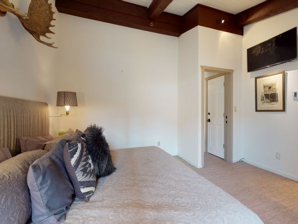 Aspen Home 1010511