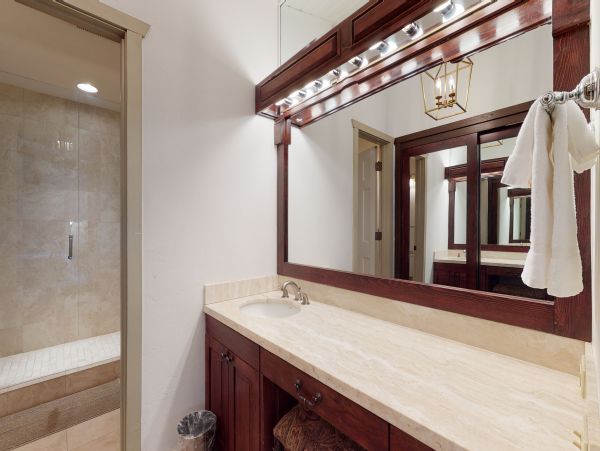 Aspen Home 1010511
