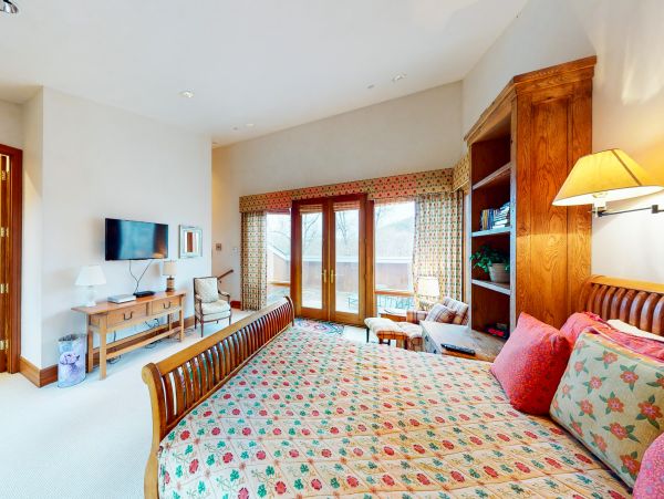 Aspen Home 1010513