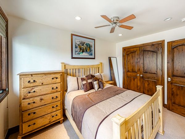 Aspen Home 1010516