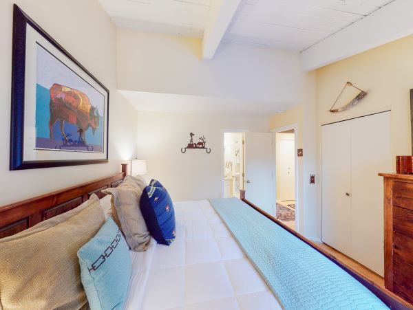 Aspen Home 1010518
