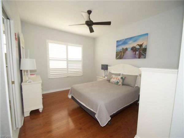 Naples Home 1010521