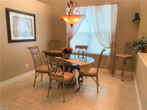 Naples Home 1010528
