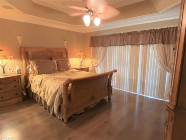 Naples Home 1010528