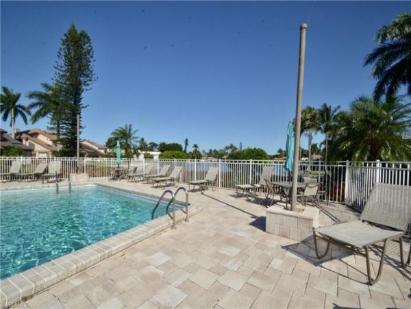 Naples Condo 1010529
