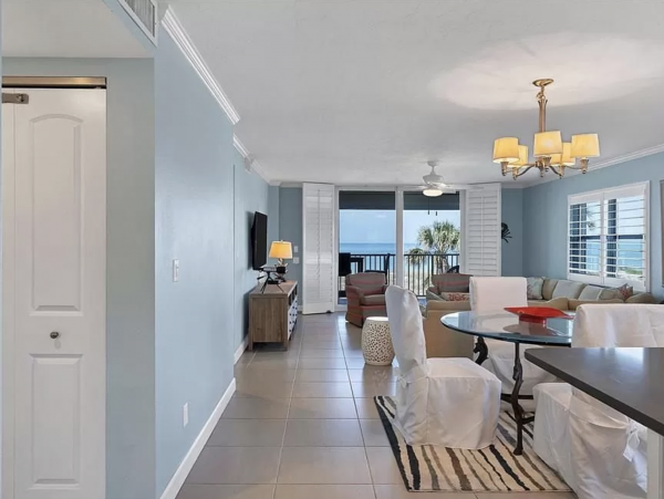 Longboat Key Full Gulf View Beach Condo 2 Bedrooms Plus Office