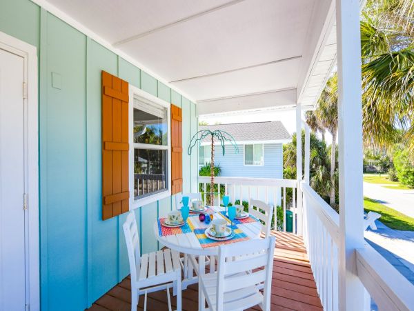 Anna Maria Vacation Home with Pool & Spa Sleeps 10 Guests