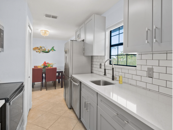 DOWNTOWN NAPLES LOVELY VACATION HOME