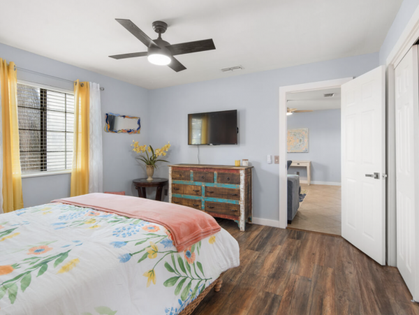DOWNTOWN NAPLES LOVELY VACATION HOME