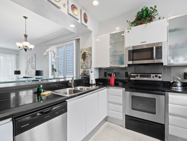 Beautiful 2 Bedroom Condo in Longboat Key Sleeps 4