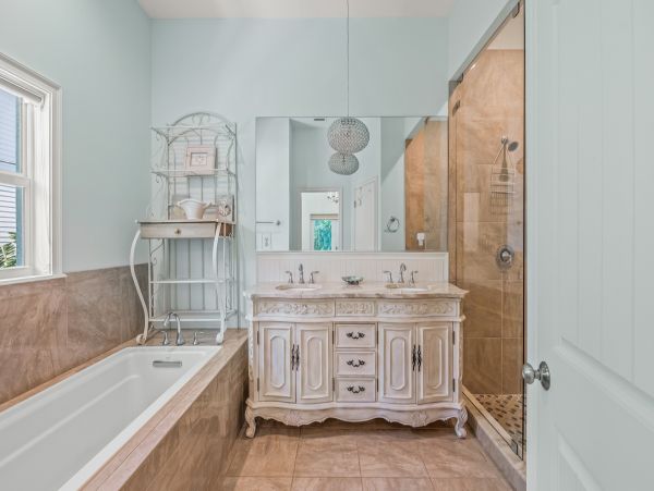 Luxury Anna Maria Vacation Home Private Pool Close to Beach