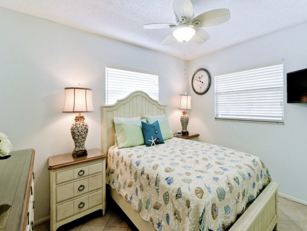 Anna Maria Island Vacation Duplex Three Bedroom with Pool