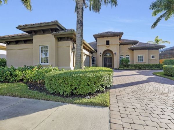The Ultimate Luxury Vacation Home Away from Home Naples