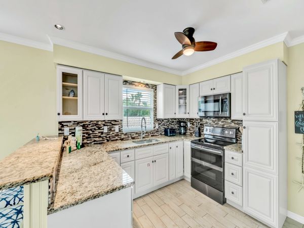Walk to Beach Anna Maria Vacation Pool Home Two Bedroom