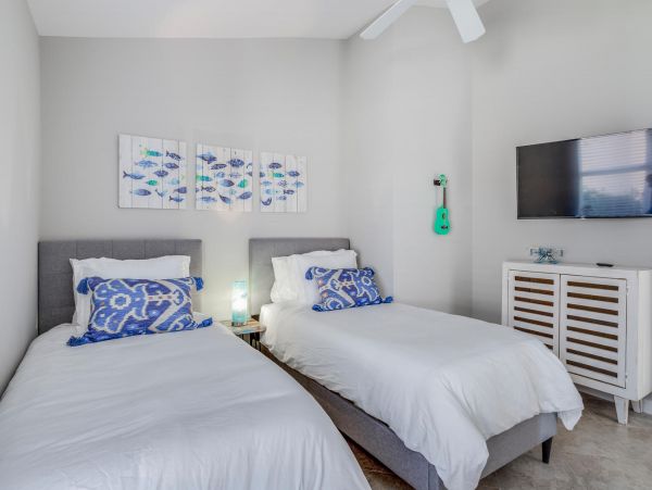 4 Bedroom Rental